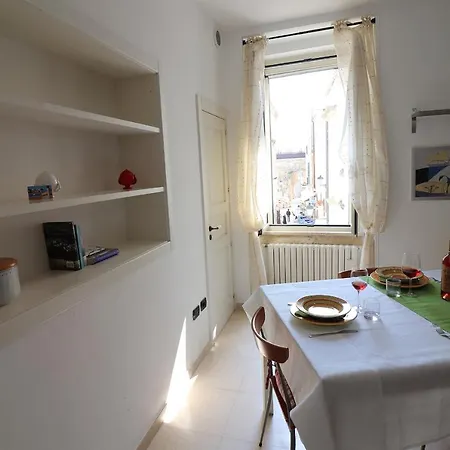 Appartement Dimora Storica Idrusa A Centro 6 Posti *