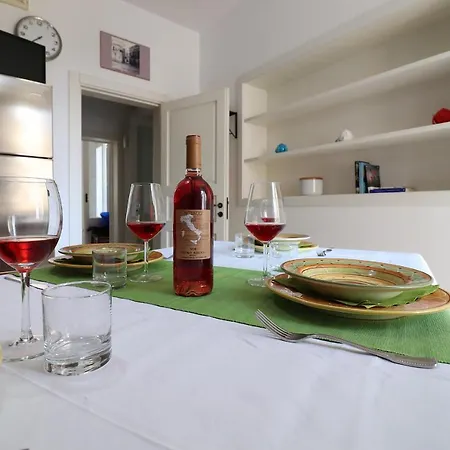 Dimora Storica Idrusa A Centro 6 Posti Appartement