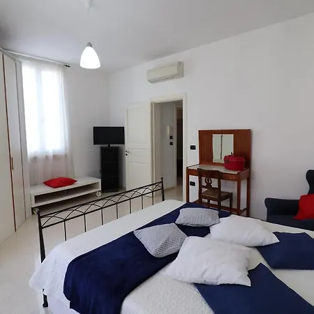Dimora Storica Idrusa A Centro 6 Posti Appartement Otranto